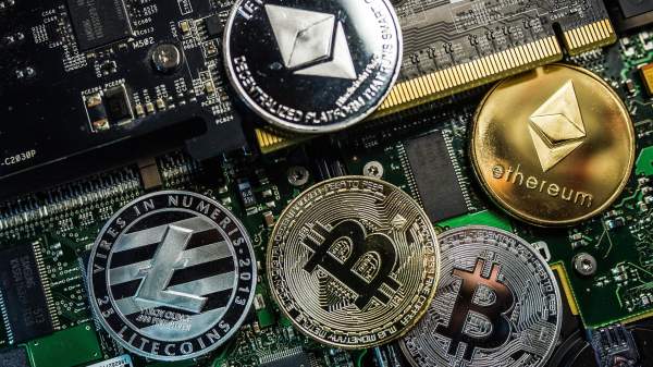 Эксперты “Прайм” не исключают просадки биткоина до $70 тысяч и ниже