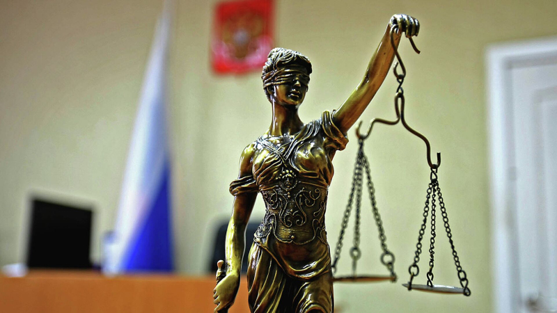Суд приговорил Битмаму к семи годам за мошенничество
