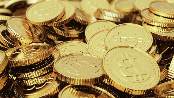 Цена биткоина впервые в истории поднялась выше $112 тыс.